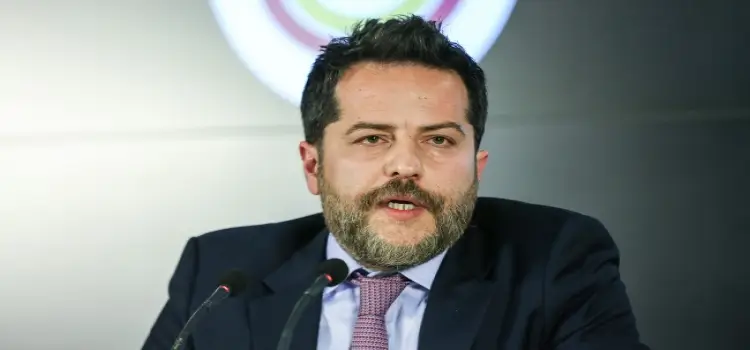 Erden Timur'dan Fenerbahçeli futbolcuya; 