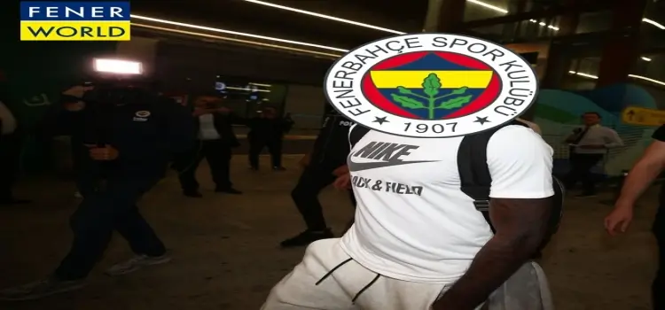 Fenerbahçe için İstanbul'a geliyor!