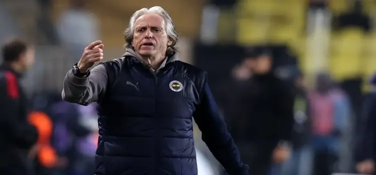 Jorge Jesus Fenerbahçeli futbolcuya patladı! 