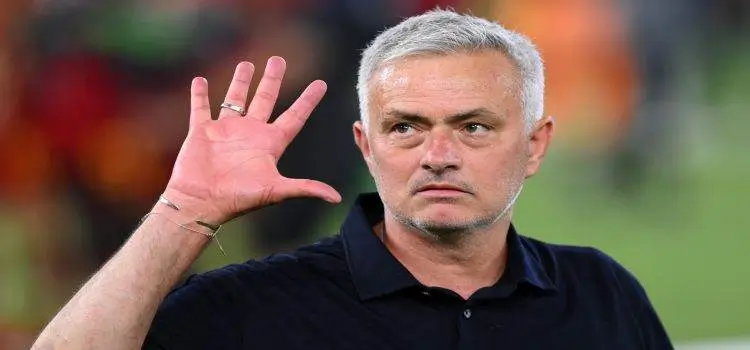 Fenerbahçe bombayı patlattı! Jose Mourinho'nun kadro dışı bıraktığı futbolcuyla anlaştı...