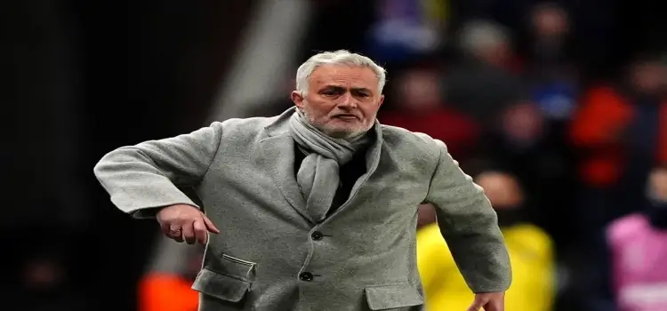 Mourinho ilk 11 futbolcusunun biletini kesti...